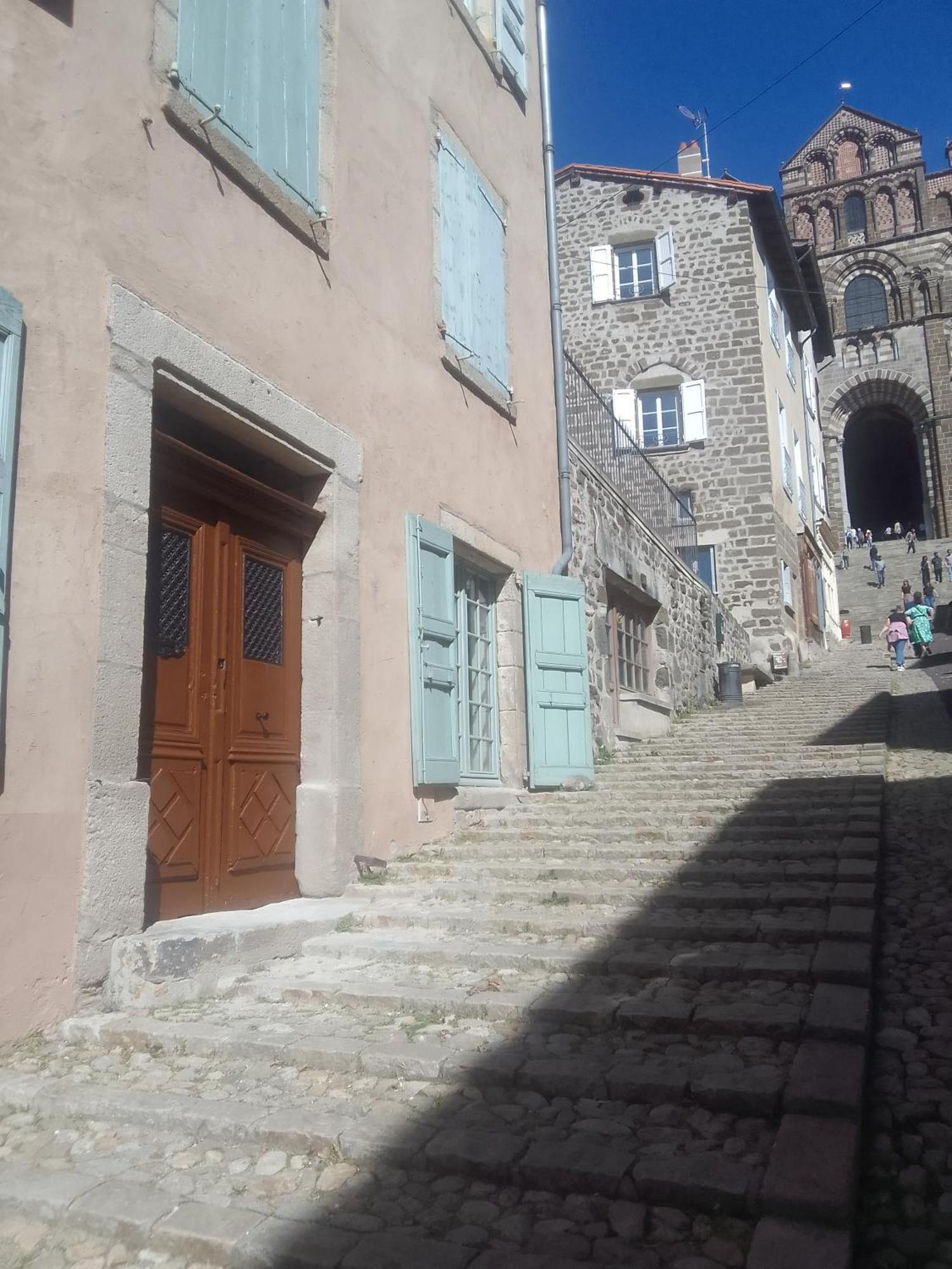 Le Relax Max Apartment Le Puy-en-Velay ภายนอก รูปภาพ